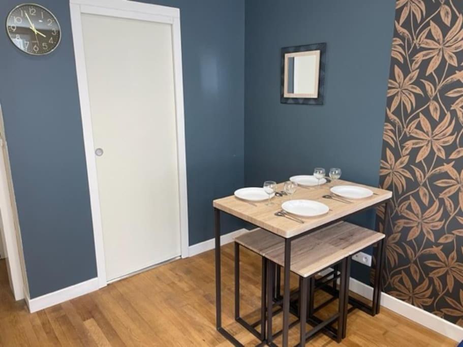 Chic'N Chill Apartment Issoudun Bagian luar foto
